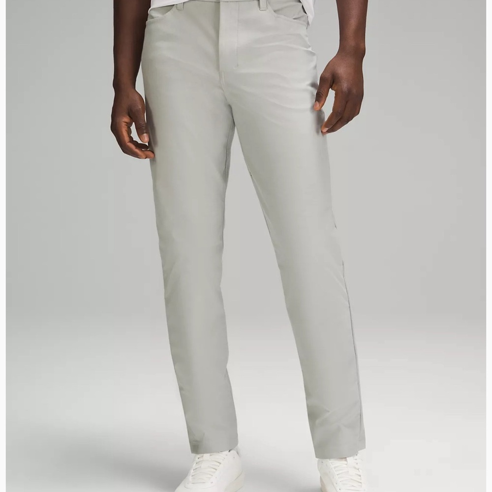 NWT Men’s Lululemon ABC Classic Fit 5 Pocket Pant 34"L
Utilitech